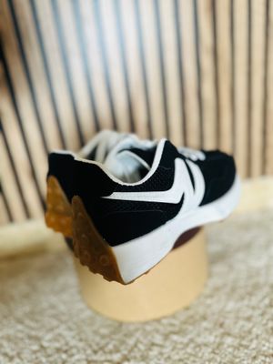 Deportivas New negras