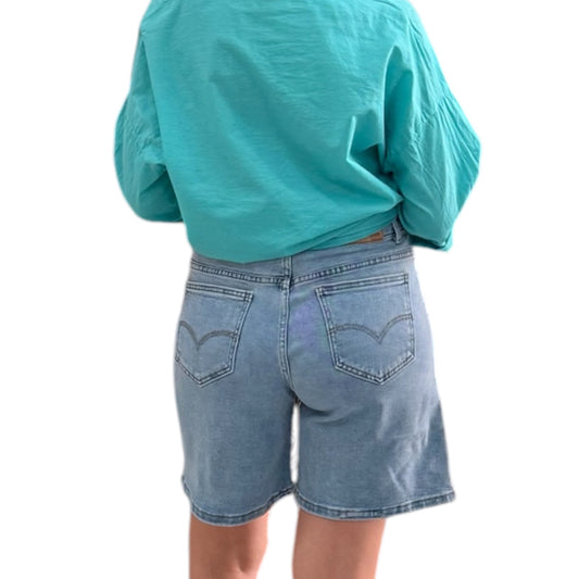 Short Levis lisos
