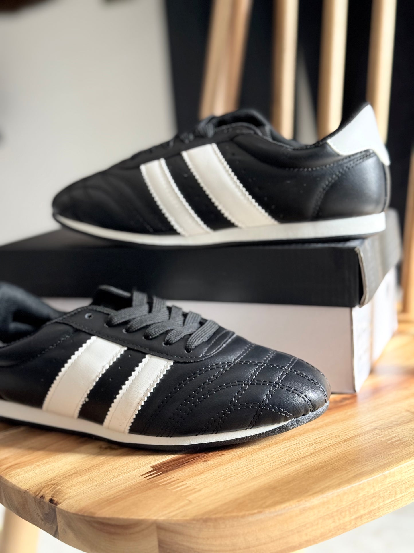 Deportivas negras