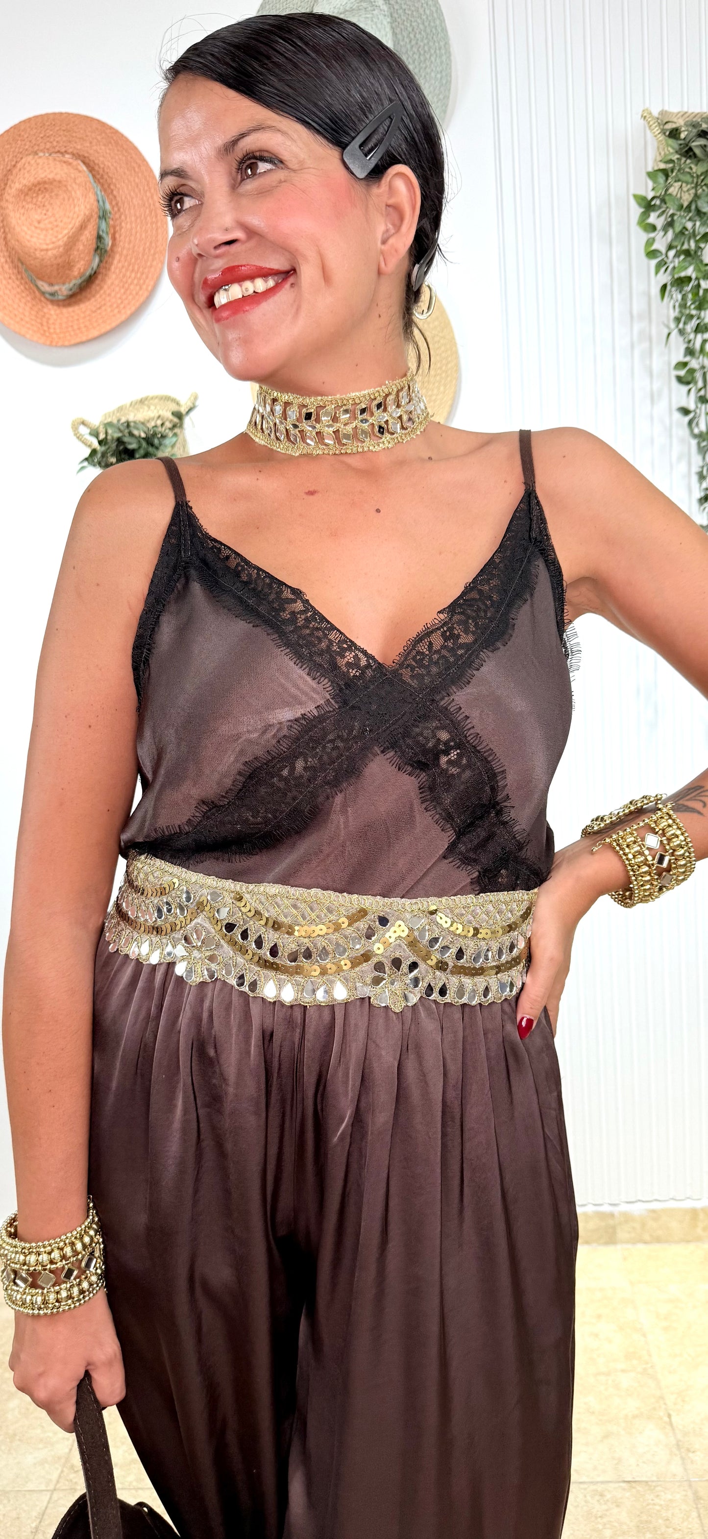 Pantalón Aladin satinado chocolate