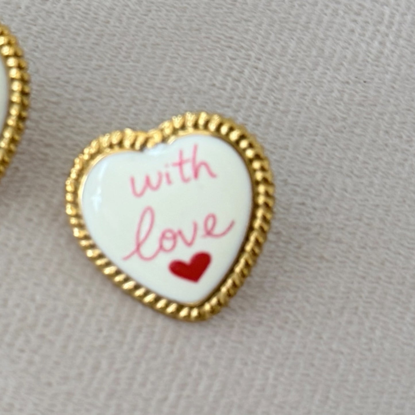 Pendiente with love