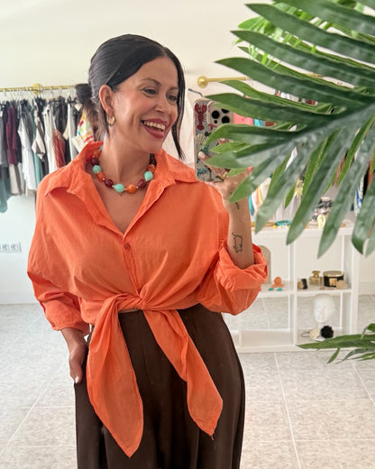Camisa lisa nudo naranja