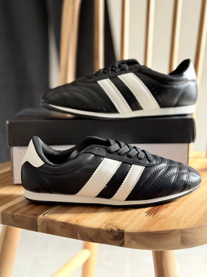 Deportivas negras