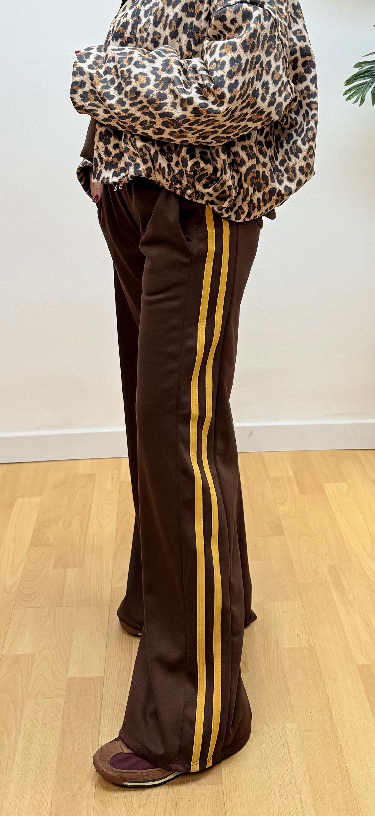 Chaqueta Antelina bomber print detalles