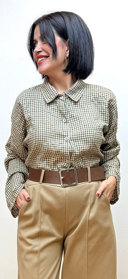 Bermudas camel aterciopelas Mar