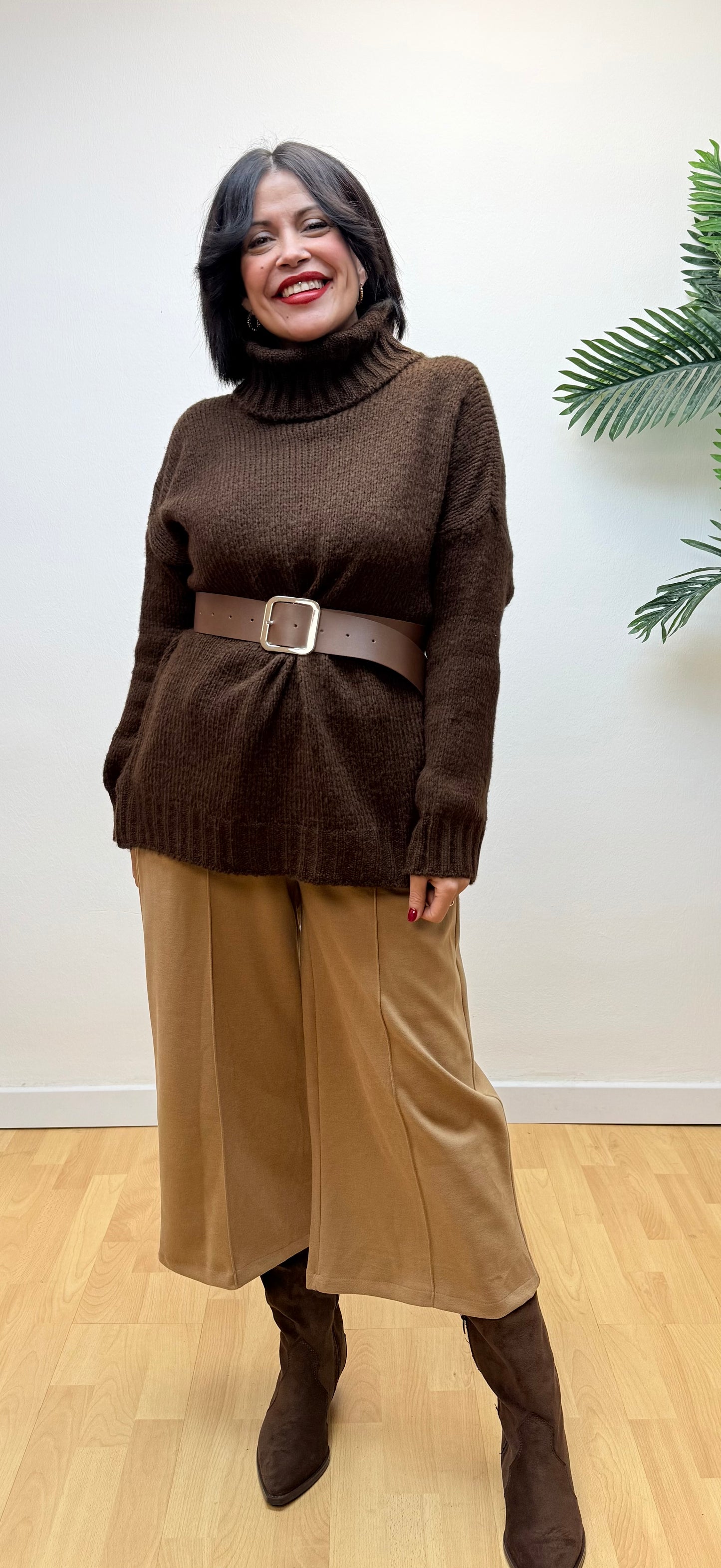 Bermudas camel aterciopelas Mar