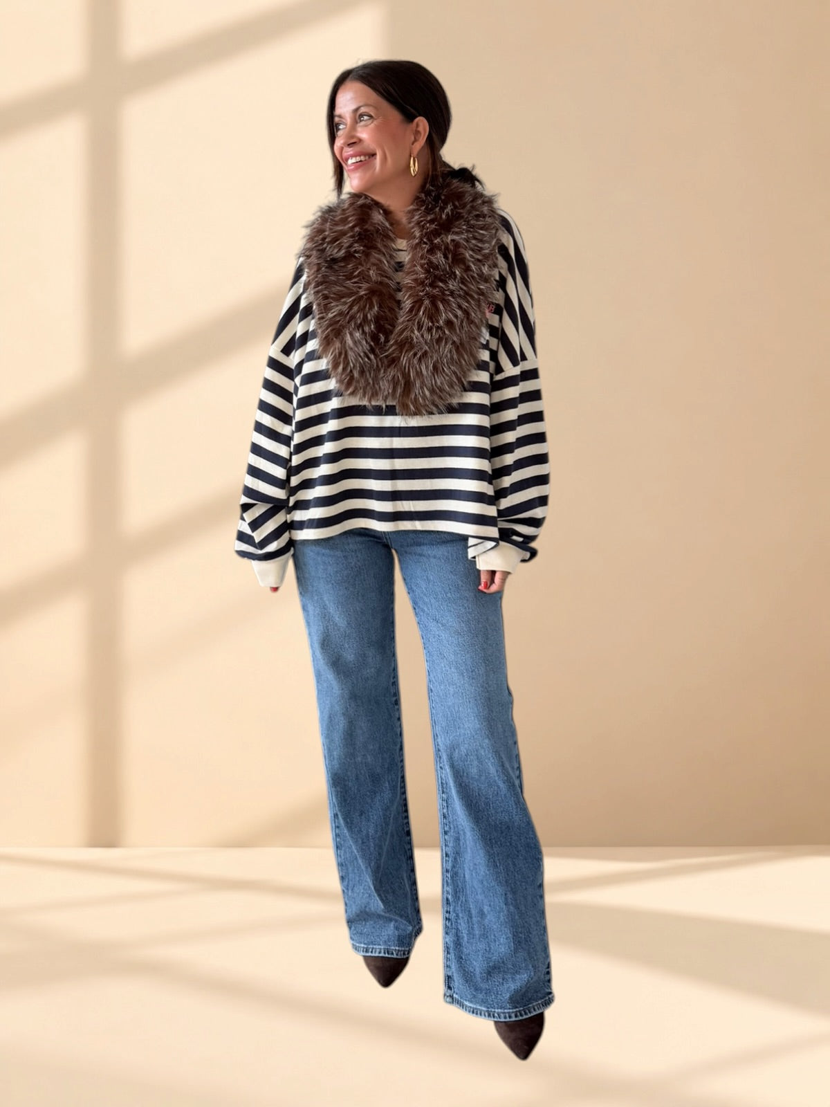 SUDADERA OVERSIZE DE RAYAS MARINERAS