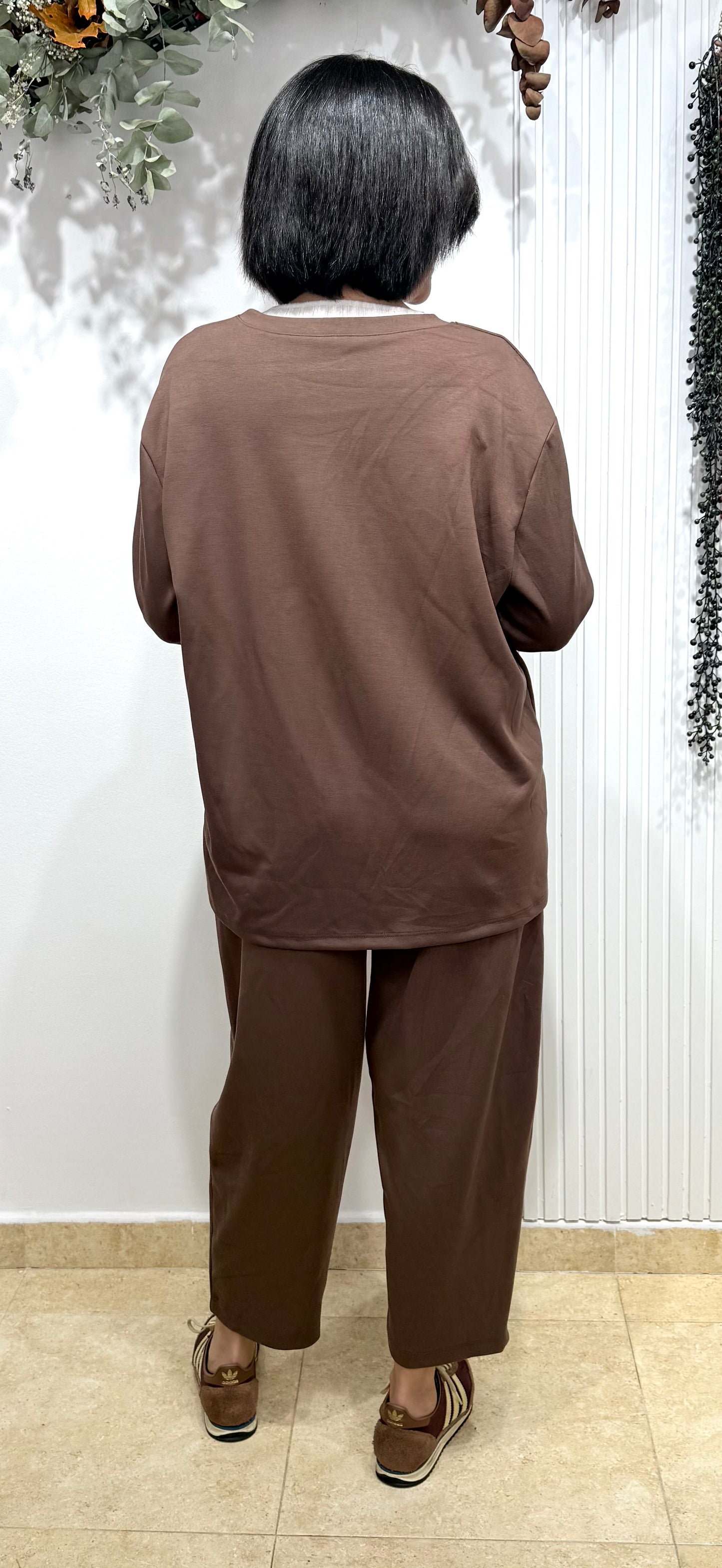 Conjunto Azahara camel oscuro