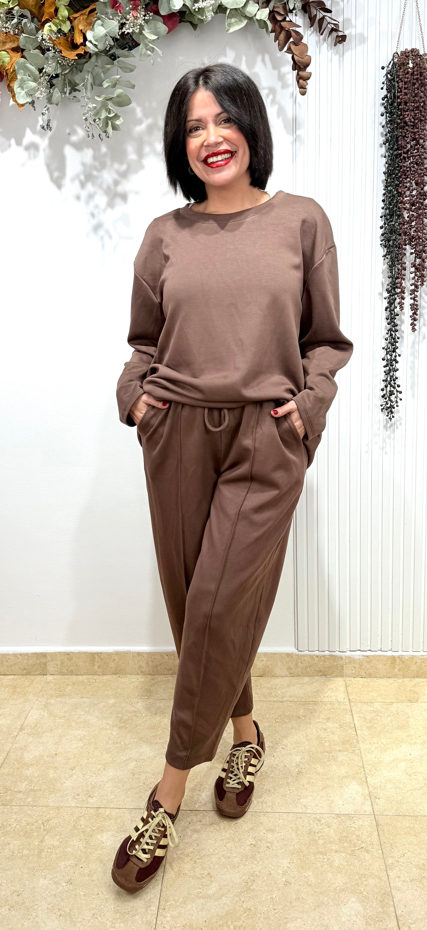 Conjunto Azahara camel oscuro