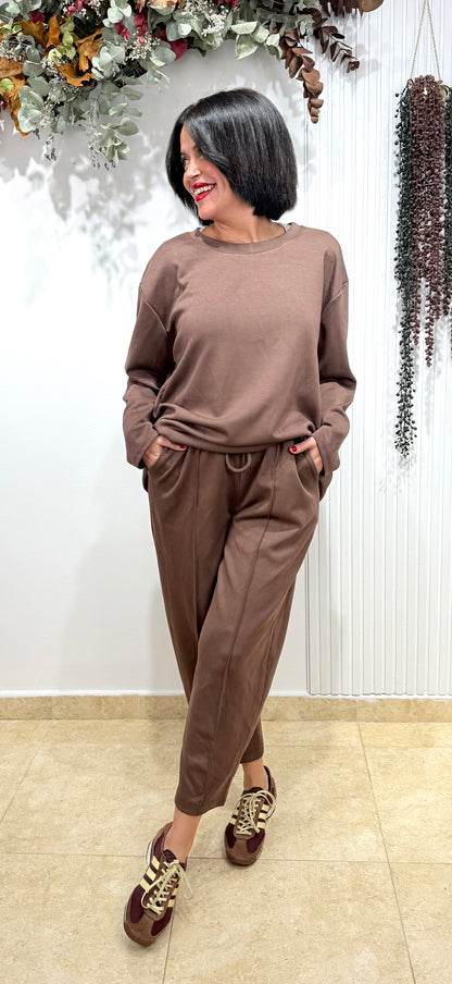 Conjunto Azahara camel oscuro