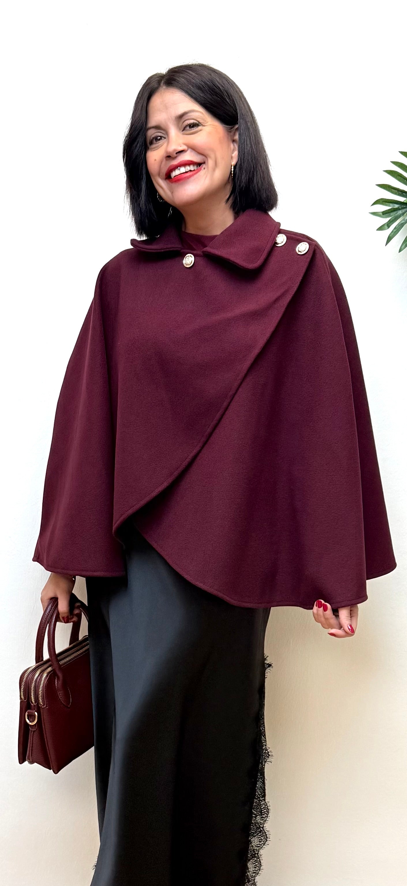 Capa Sabrina burdeos