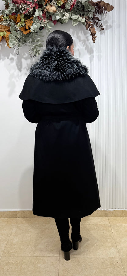 Abrigo Romina negro capa Antelina