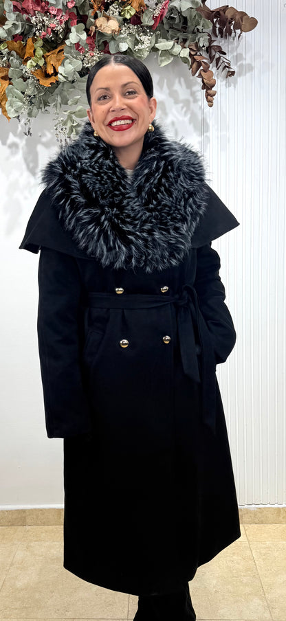 Abrigo Romina negro capa Antelina