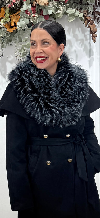 Abrigo Romina negro capa Antelina