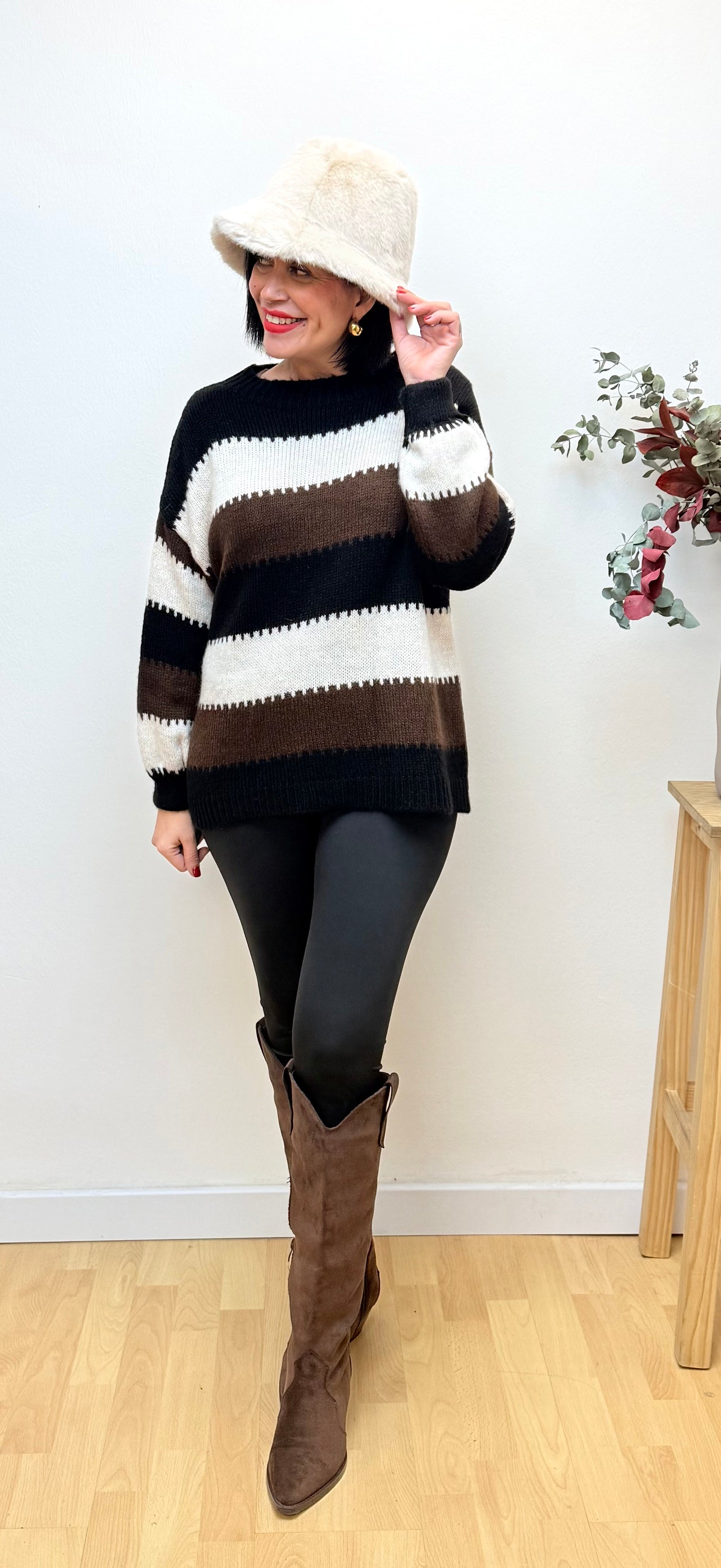 Jersey rayas negro Manuela.