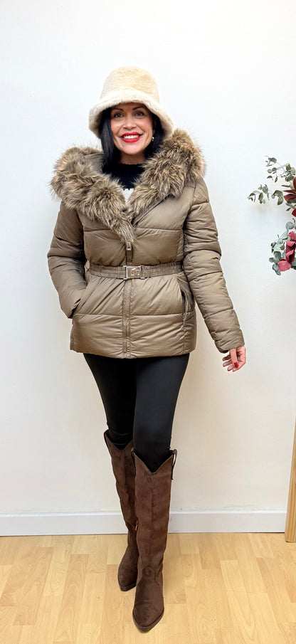 Plumífero Chocolate Noruega