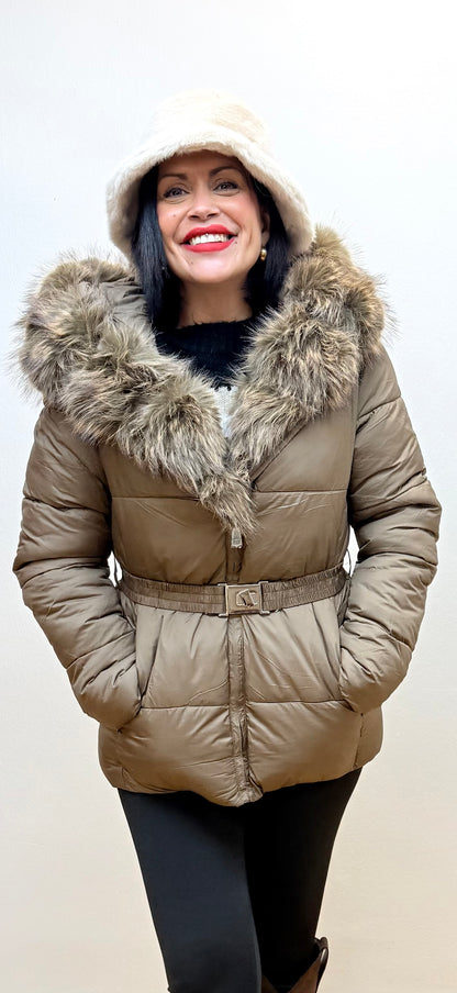 Plumífero Chocolate Noruega