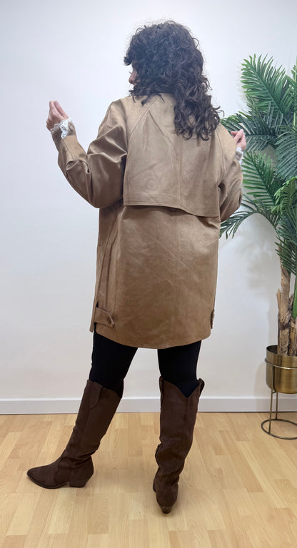 Parka antelina cuello polipiel