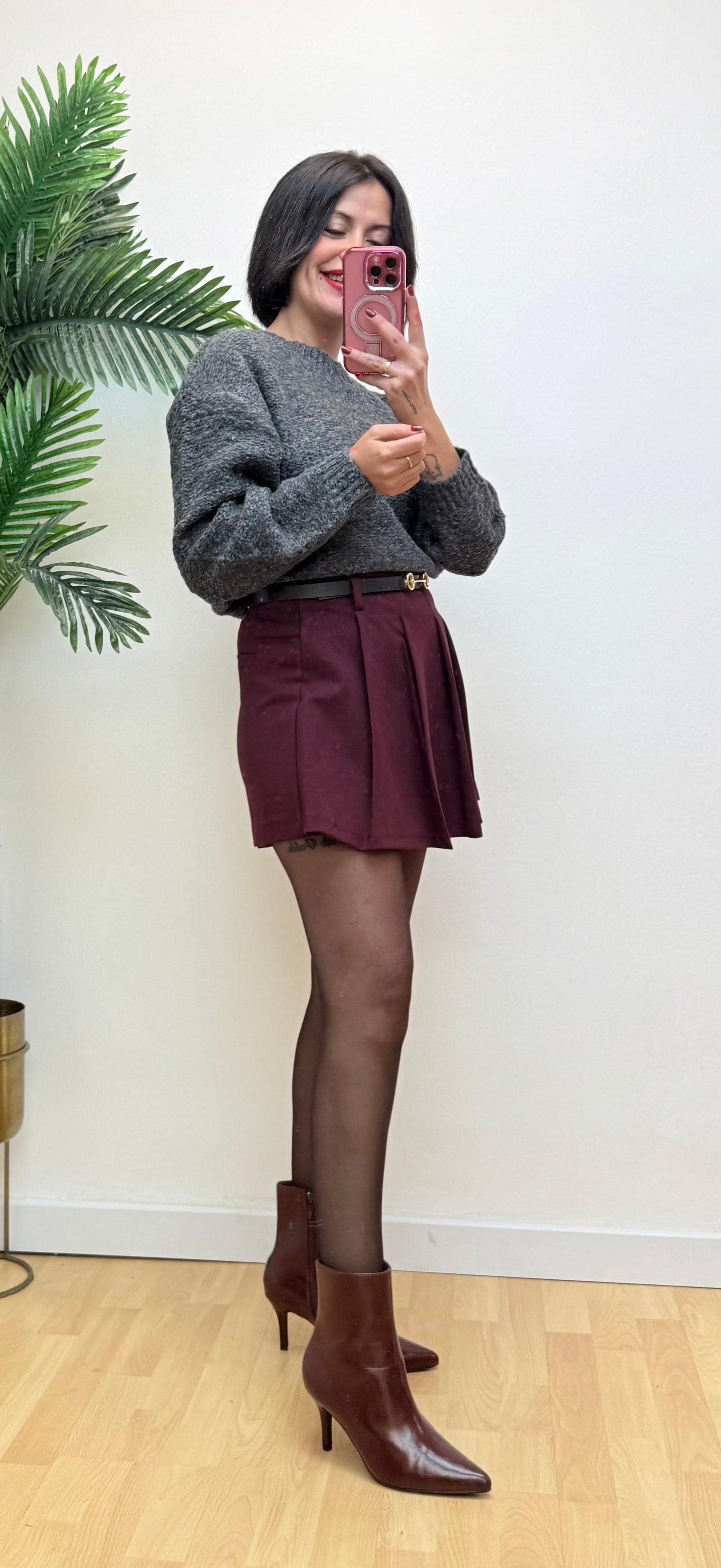 Falda pantalón tablas burdeos