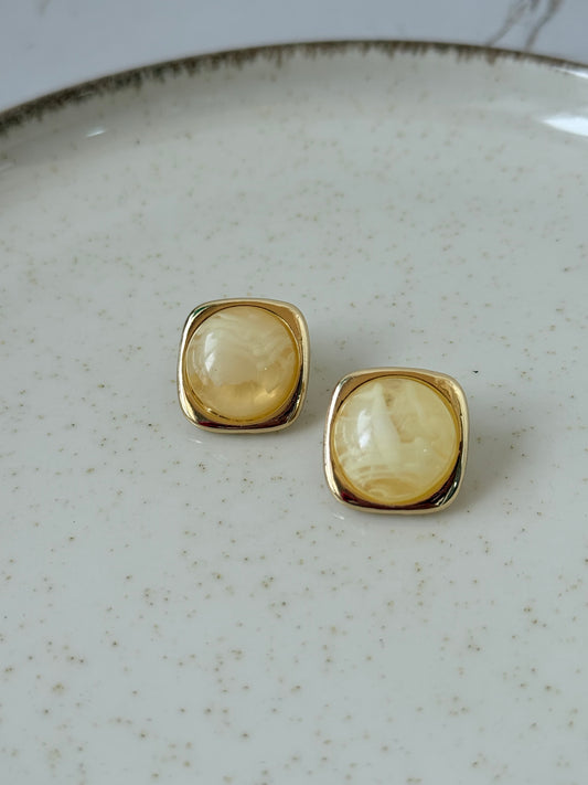 Pendiente amarillo combi