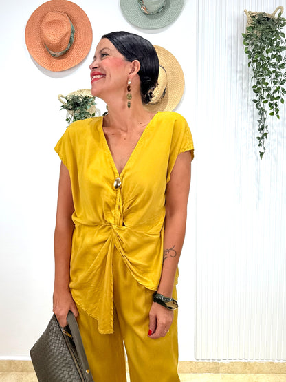 Conjunto amarillo