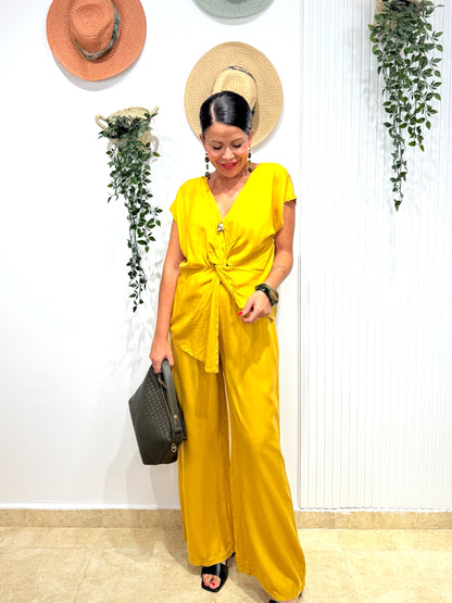 Conjunto amarillo