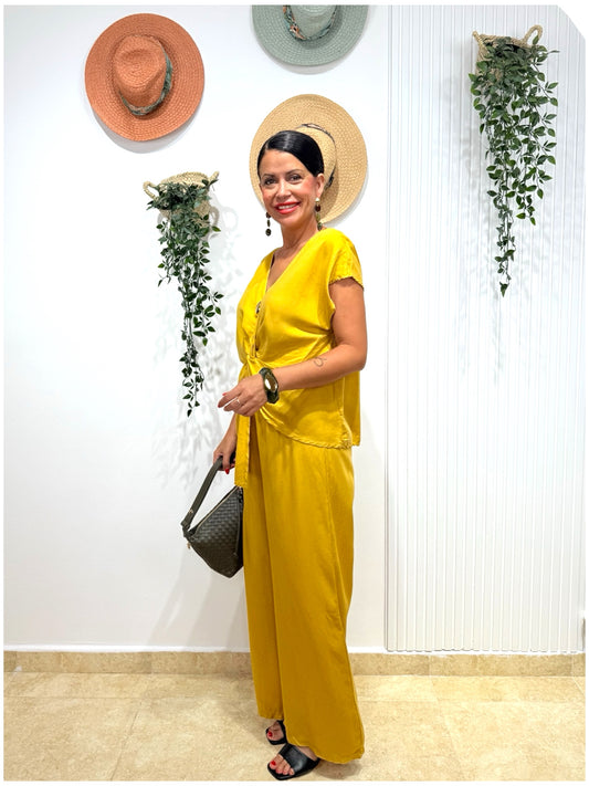 Conjunto amarillo
