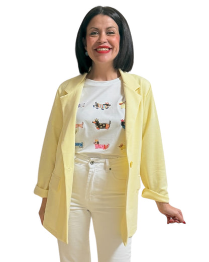 Blazer amarilla.