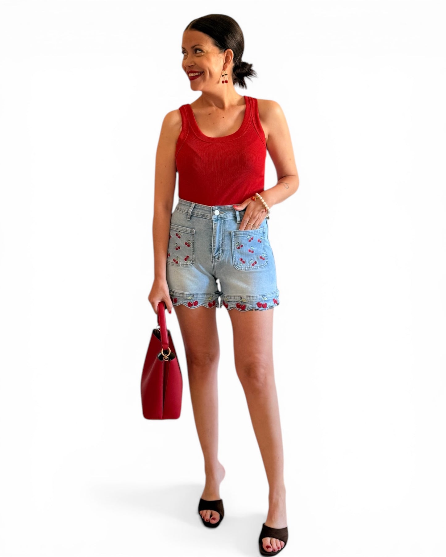 Short volantes cerezas