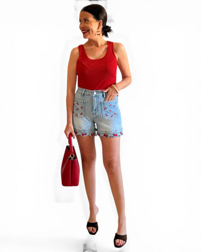 Short volantes cerezas