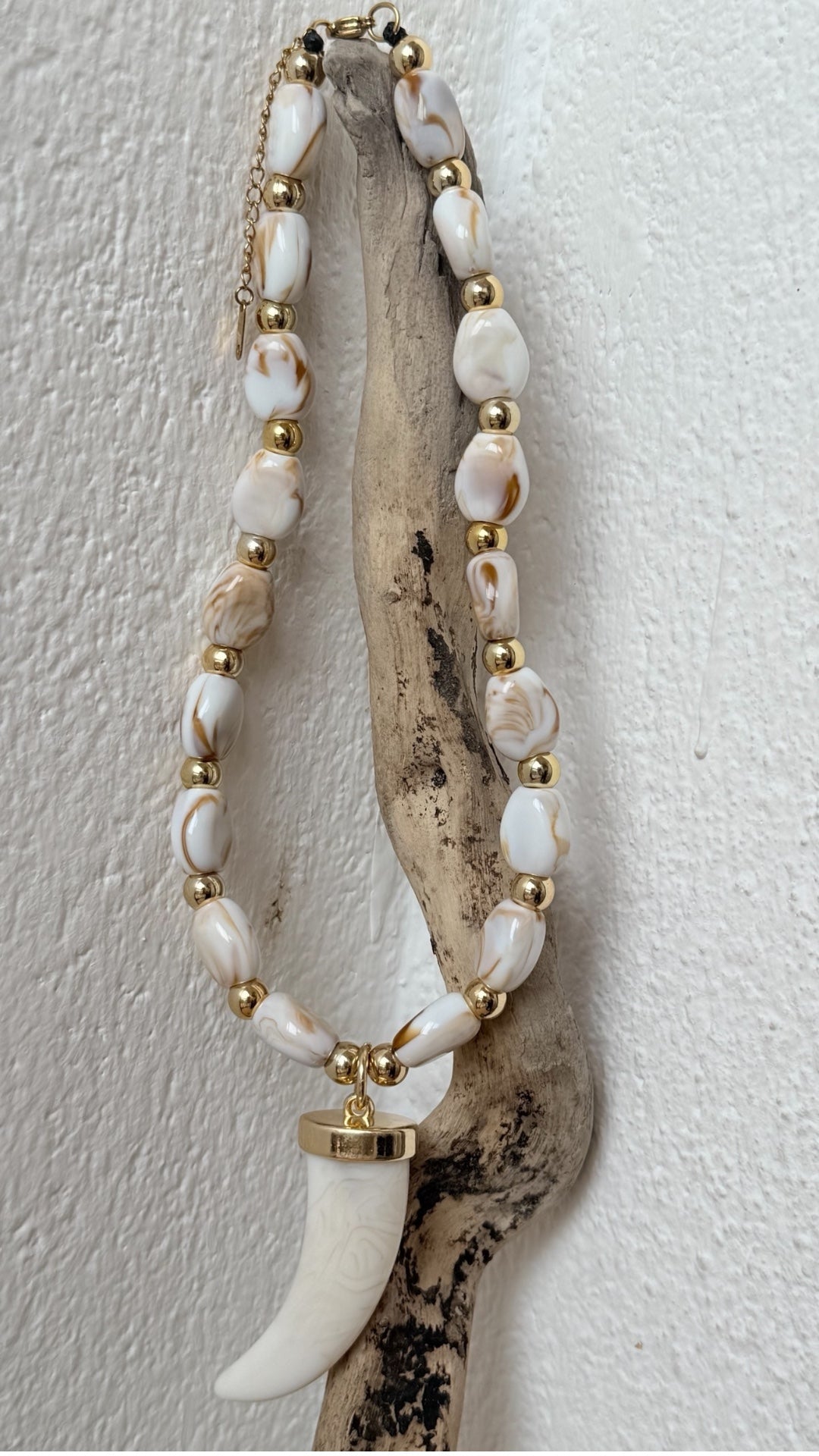 Collar cuerno crudo - AC