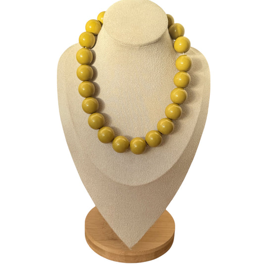 Collar bolas oliva