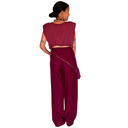Pantalón burdeos pañuelo