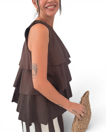 Top volantes desigual choco