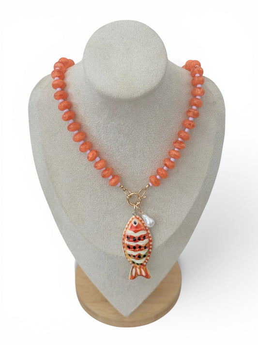 Collar naranja  pez