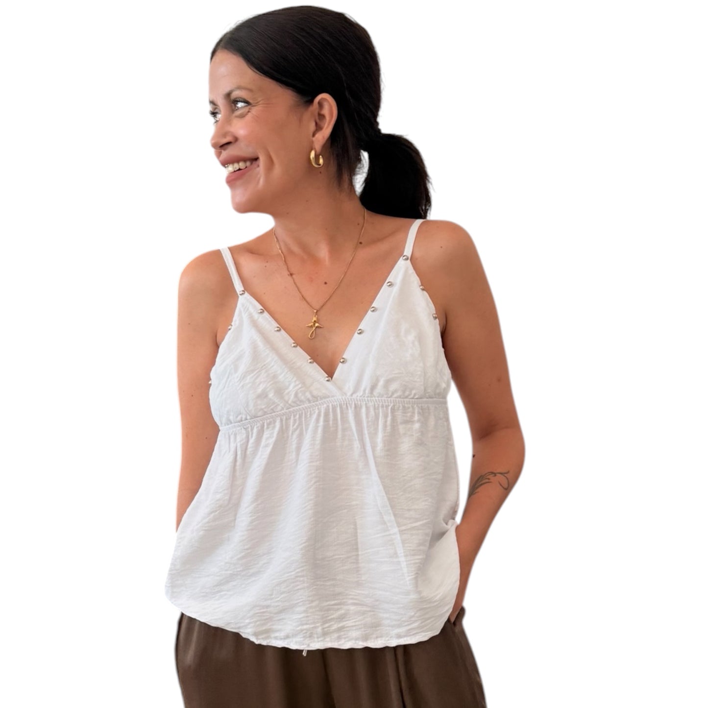 Top tachas blancas
