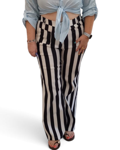 Pantalón rayas negro y blanco