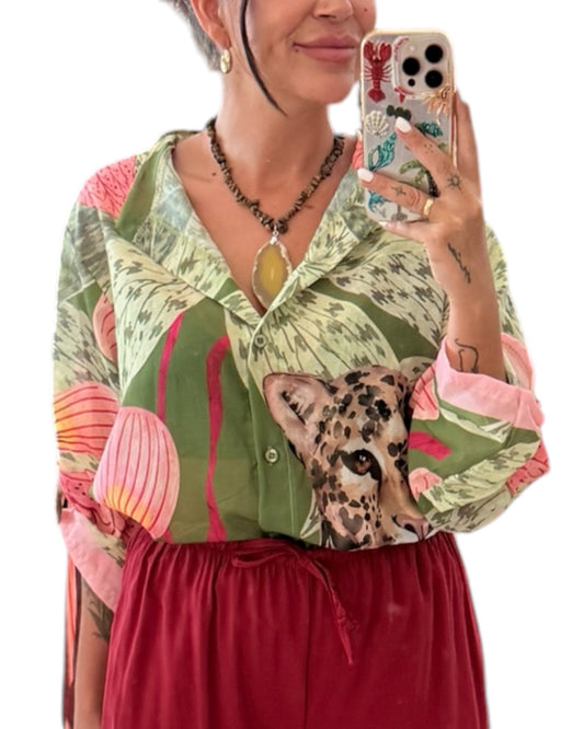 Camisa estampada leopardo