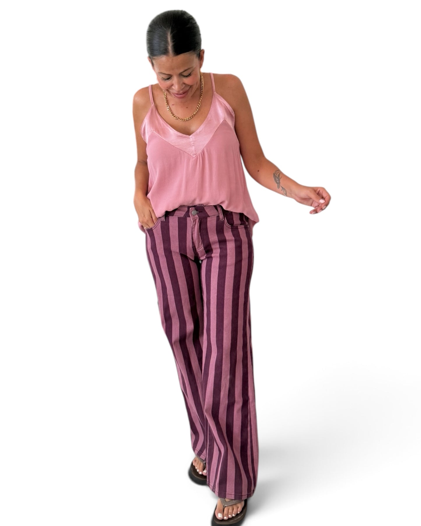 Pantalón rayas burdeos rosa