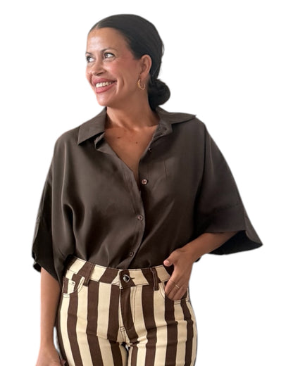 Camisa verde chocolate