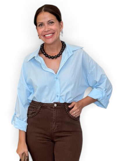 Camisa lisa nudo celeste