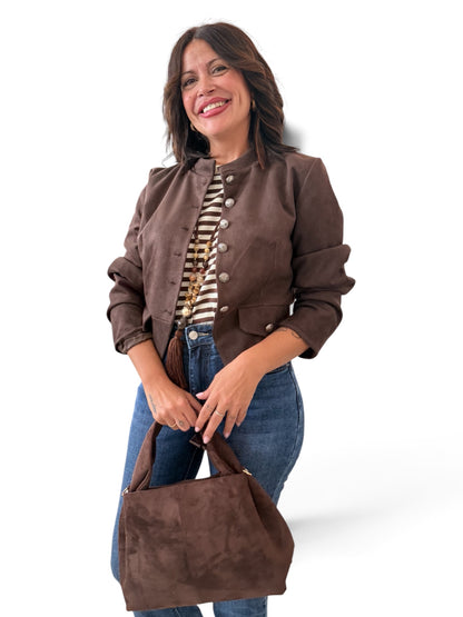 Chaqueta croped chocolate