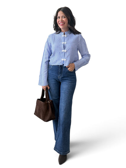Camisa cropped rayas diplomáticas azul