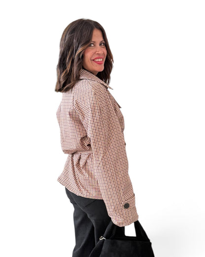 Gabardina cuadros camel