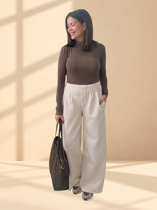 Pantalón pinzas beige wide leg