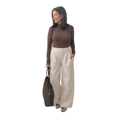 Pantalón pinzas beige wide leg