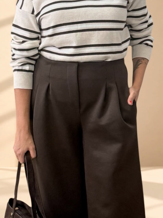 Pantalón pinzas tejido chandal